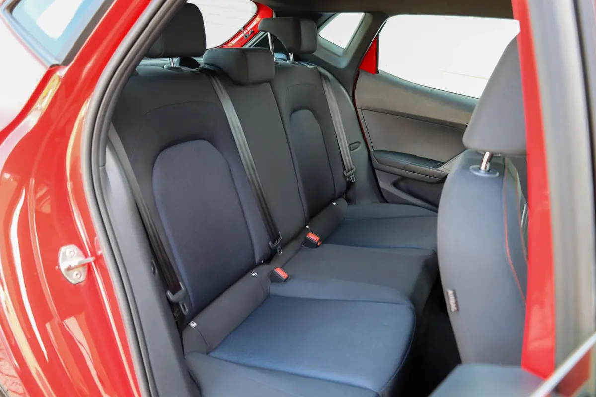 1.0 EcoTSI 110pk FR Plus | LM Velgen 17" | Apple Carplay/Android Auto | DAB