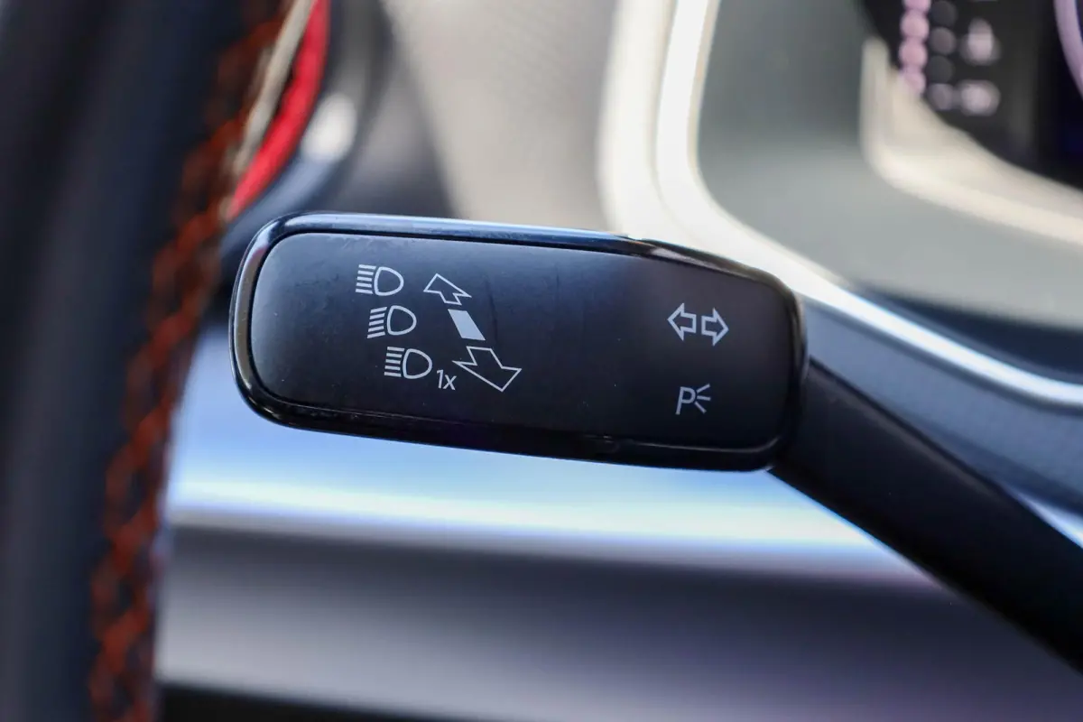1.0 EcoTSI 110pk FR Plus | LM Velgen 17" | Apple Carplay/Android Auto | DAB