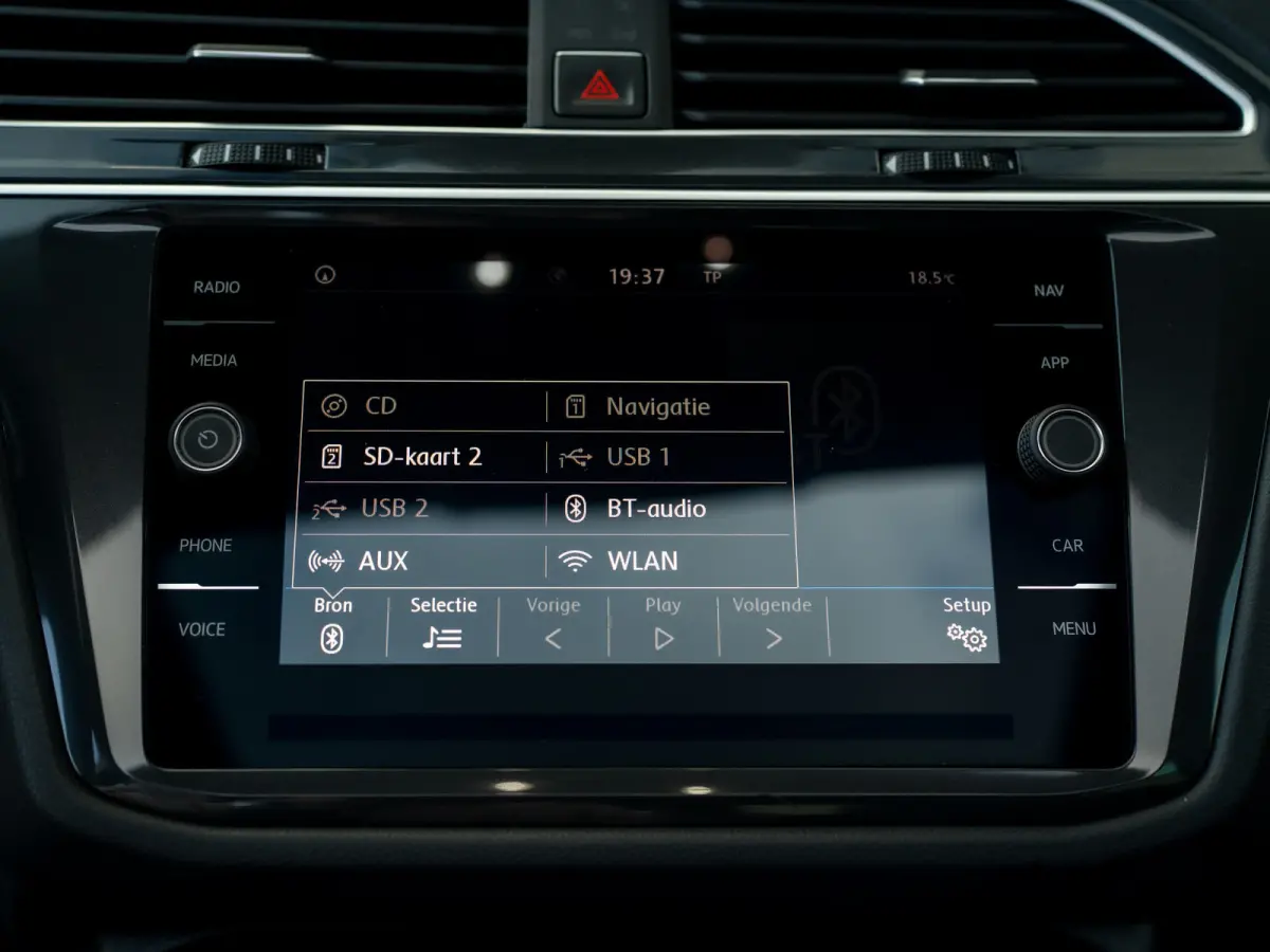 1.4 TSI ACT Highline Business R-line | Pano | Trekhaak wegkl. | Elk. A-klep | Side Assist | Camera | Prijs Rijklaar!!