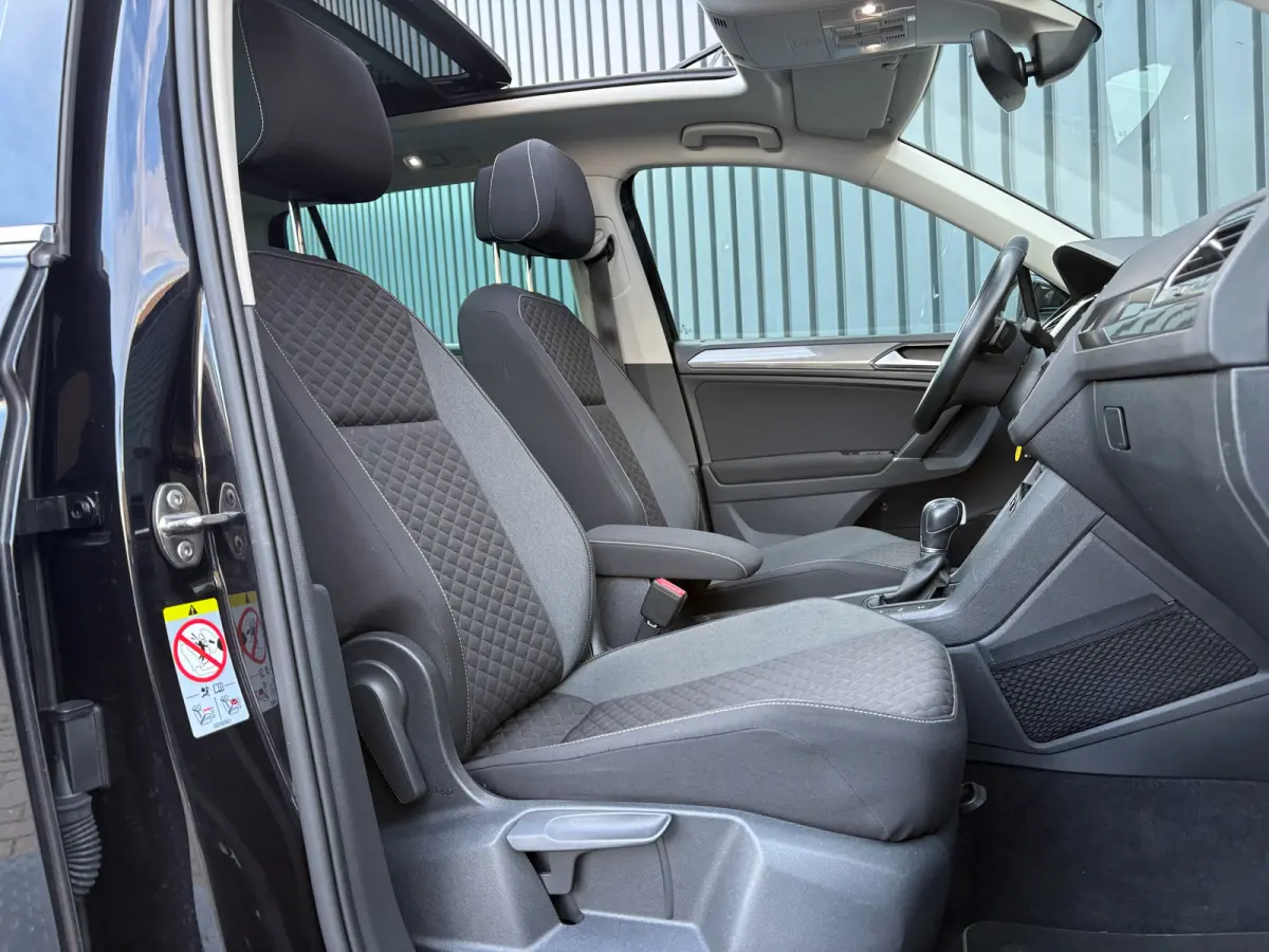1.4 TSI ACT Highline Business R-line | Pano | Trekhaak wegkl. | Elk. A-klep | Side Assist | Camera | Prijs Rijklaar!!