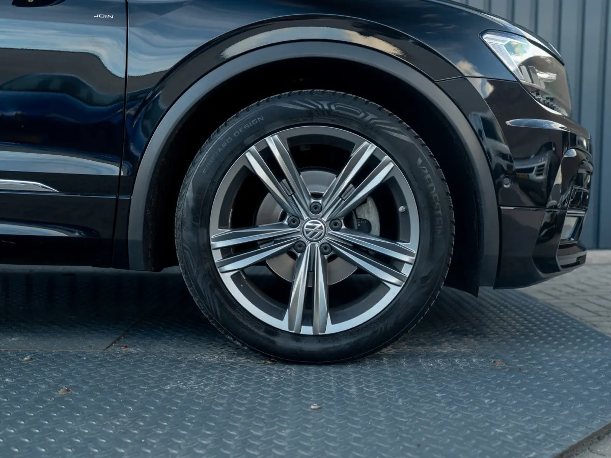 1.4 TSI ACT Highline Business R-line | Pano | Trekhaak wegkl. | Elk. A-klep | Side Assist | Camera | Prijs Rijklaar!!