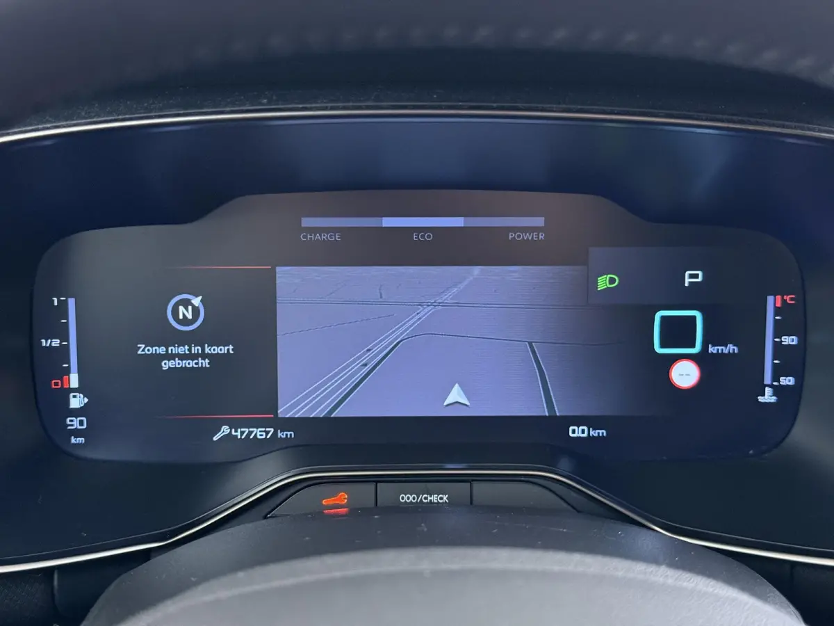 1.2 Hybrid 136 Plus CAMERA | STOELVERWARMING |KEYLESS START & GO | RIJKLAAR GELEVERD MET 12 MND BOVAG GARANTIE |