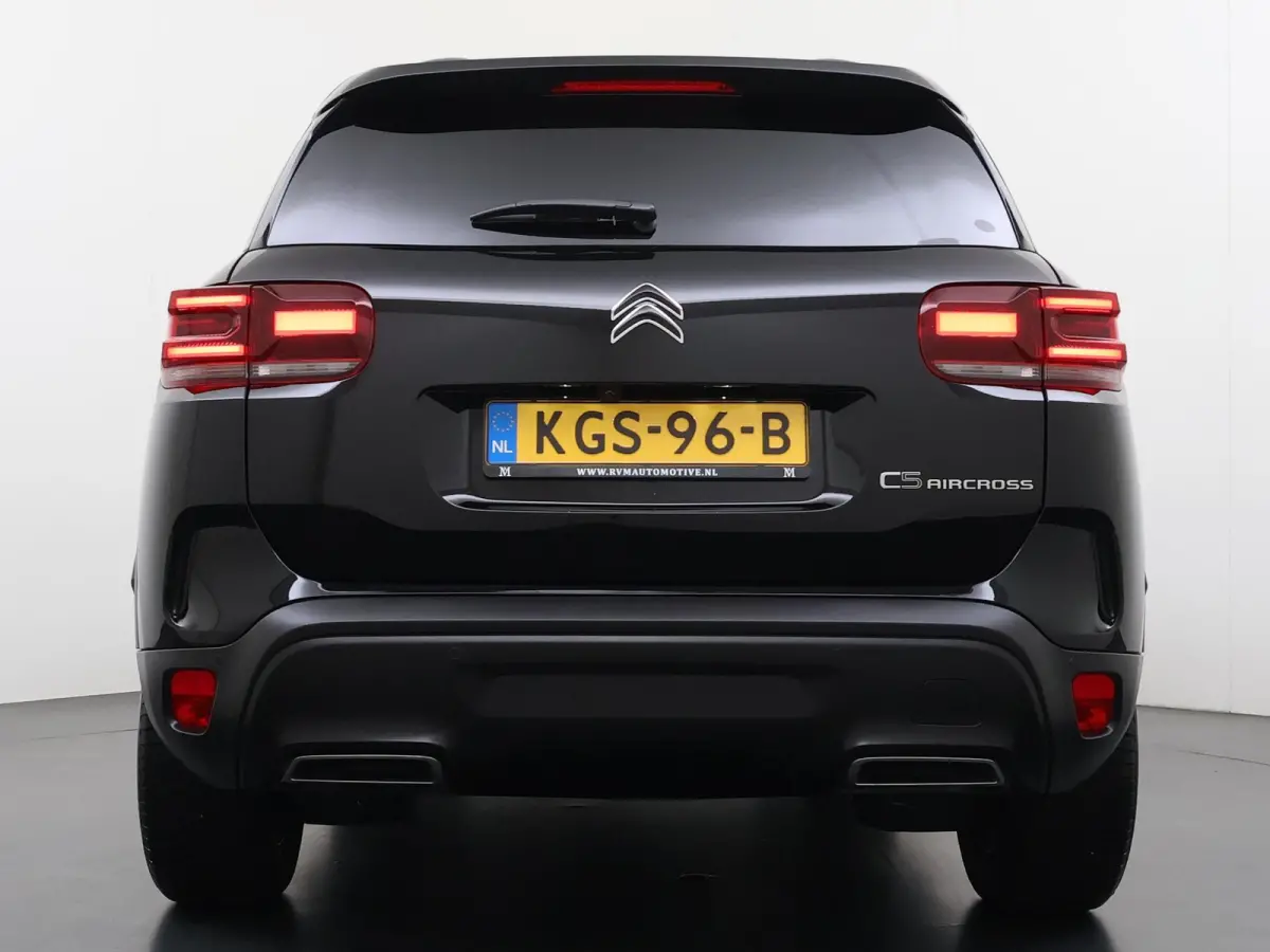 1.2 Hybrid 136 Plus CAMERA | STOELVERWARMING |KEYLESS START & GO | RIJKLAAR GELEVERD MET 12 MND BOVAG GARANTIE |