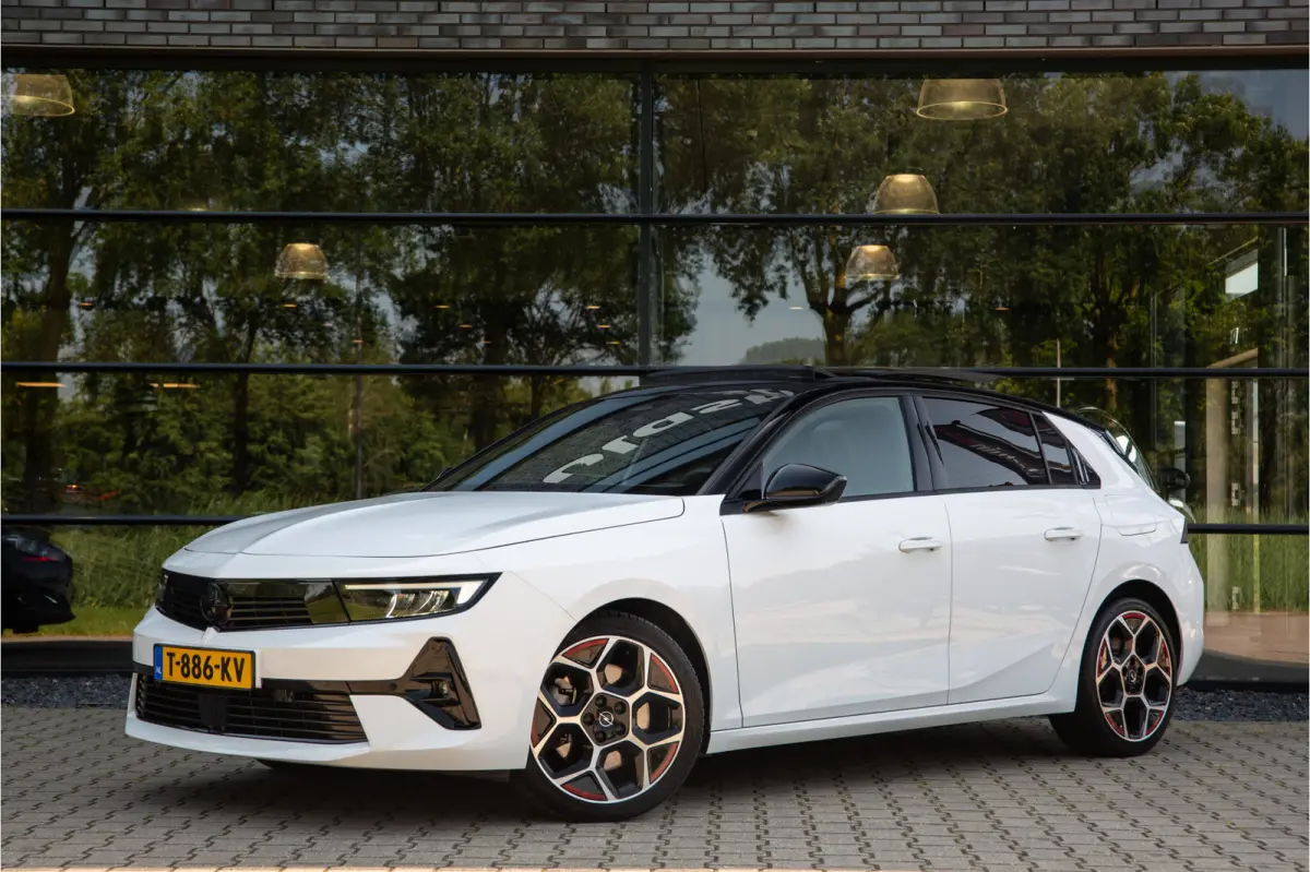 1.6 Hybrid GS Line , Panoramadak, Adap. cruise, Stoelverwarming