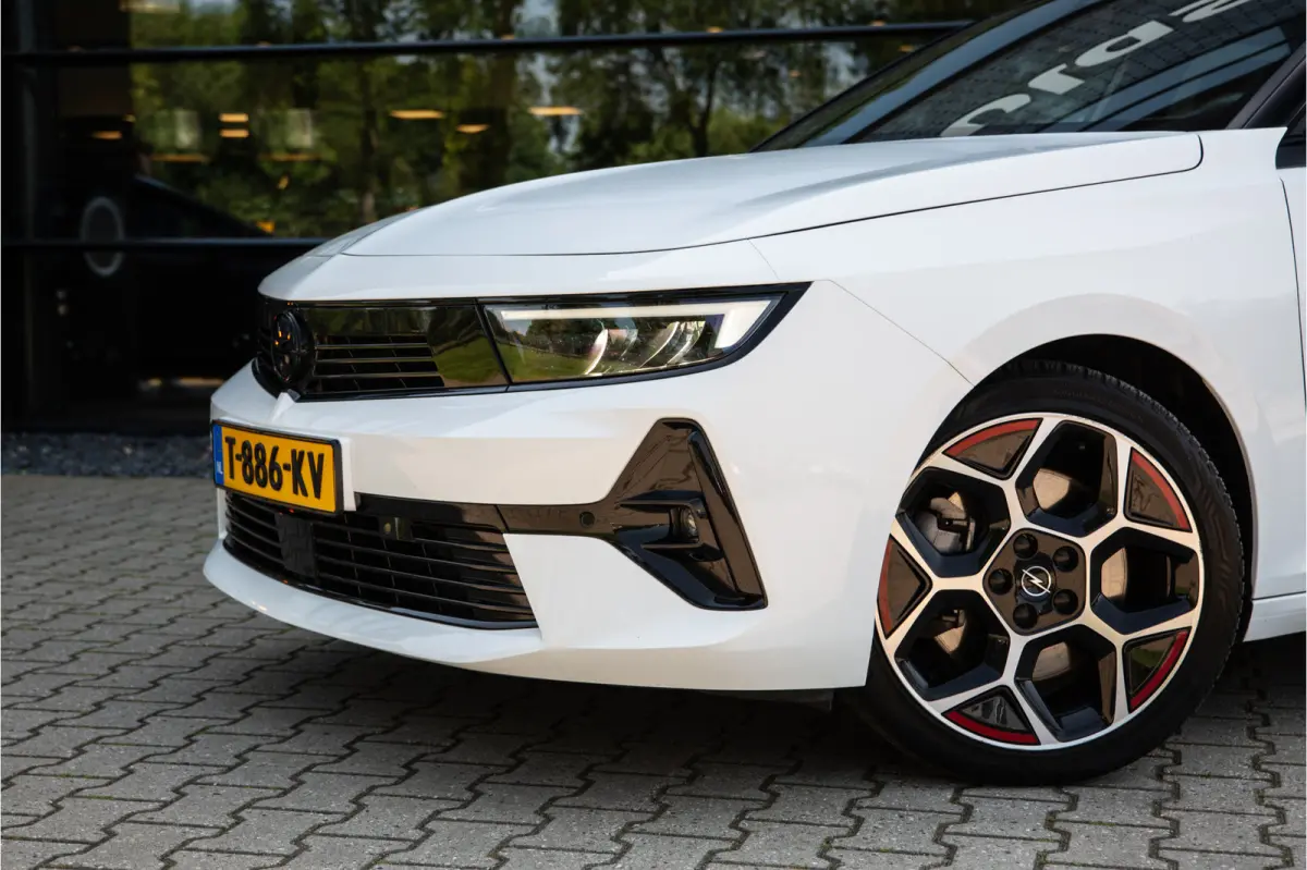 1.6 Hybrid GS Line , Panoramadak, Adap. cruise, Stoelverwarming
