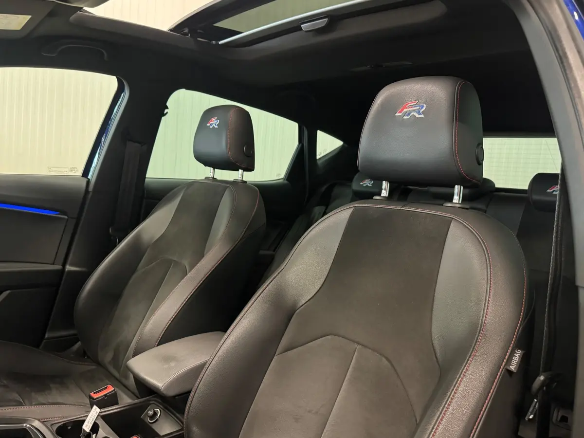 1.8 TSI FR Business Intense | NAP | PANO | CARPLAY | KLEPPENSYSTEEM
