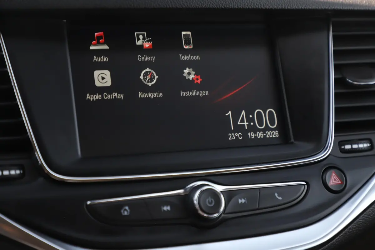 1.2 Business Elegance 110PK Sportstoelen Navigatie Achteruitrijcamera Clima Cruise Carplay Android PDC