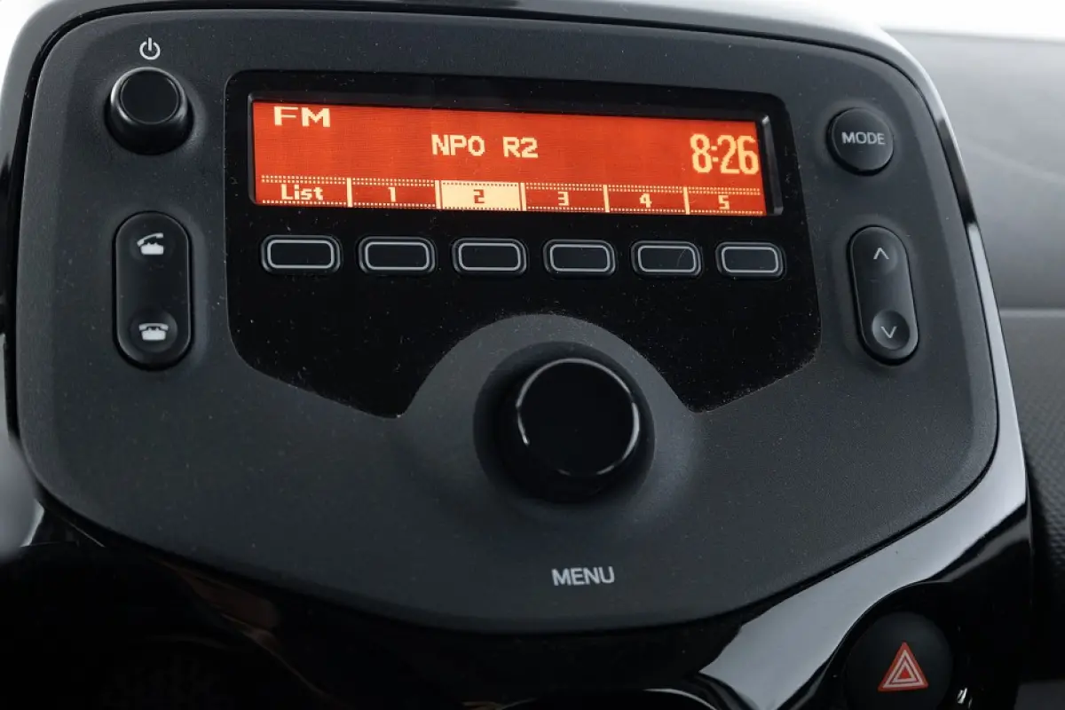 1.0 VTi Feel 5drs | AIRCO | BLUETOOTH ✅ 1e Eigenaar