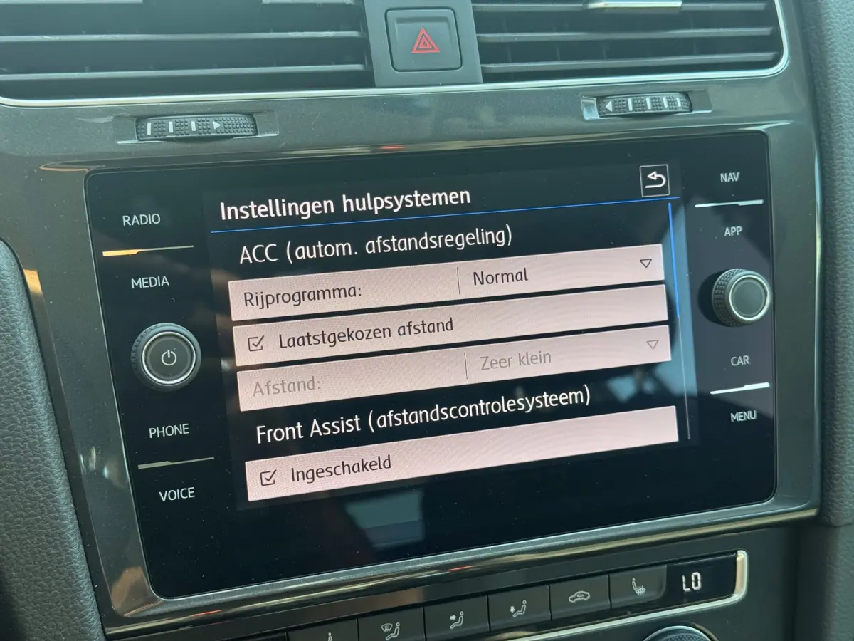 2.0 TDI Highline | ACC | PDC | Stoelver.