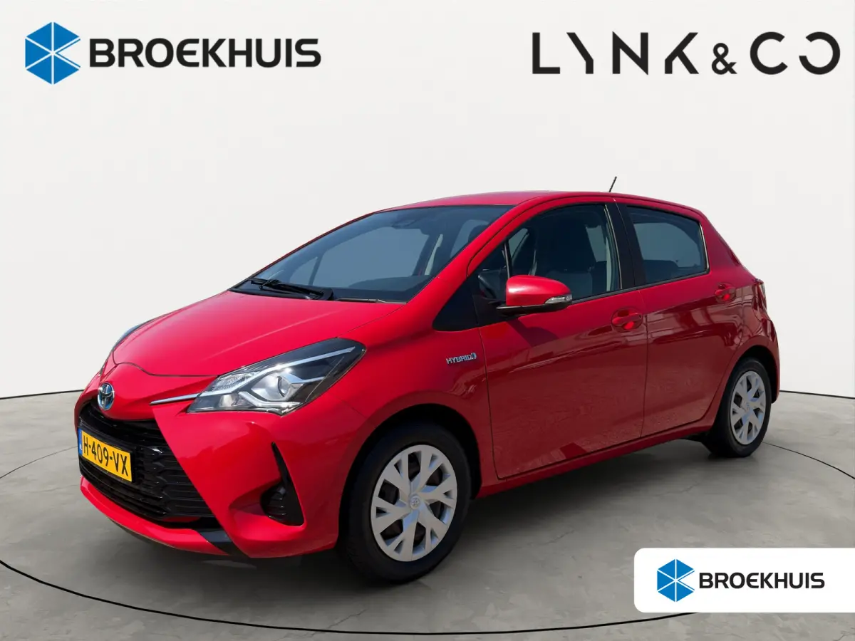 1.5 Hybrid Active | Achteruitrijcamera | Cruise Control | Airco | Centrale deurvergendeling met afstandsbediening |