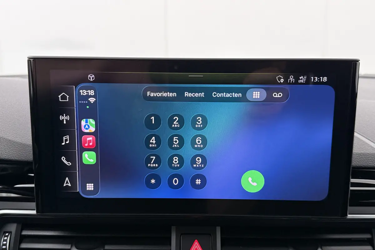 2.0 TFSI S-Line Competition Black-Ed Camera 19'LMV Carplay