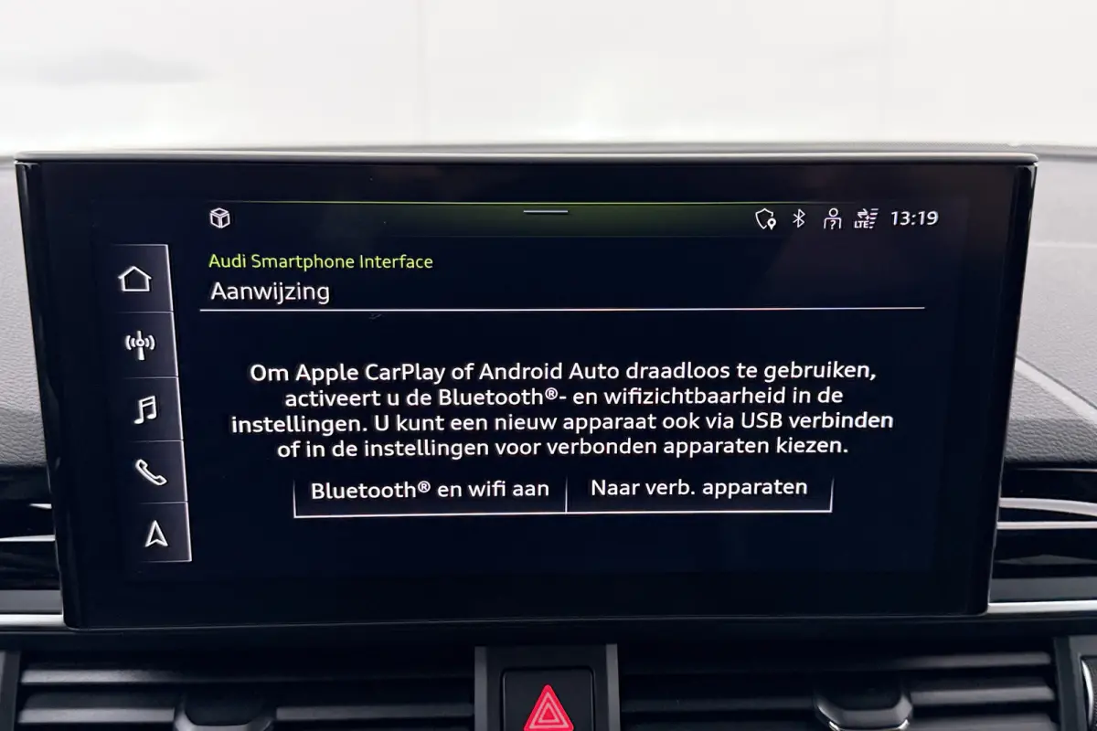 2.0 TFSI S-Line Competition Black-Ed Camera 19'LMV Carplay