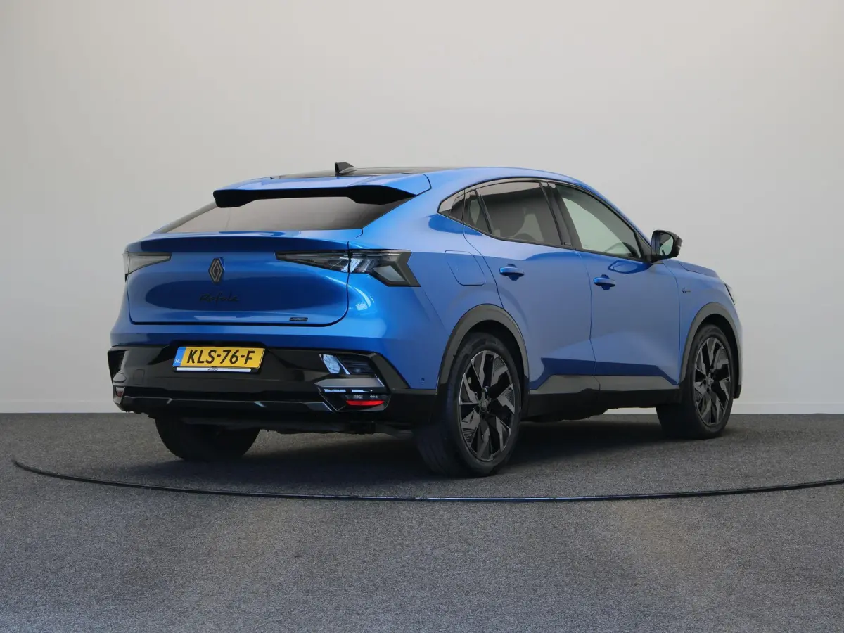Full hybrid 200pk Esprit Alpine | Harman Kardon | Solarbay Panorama dak | Head Up Display | 360 Camera |