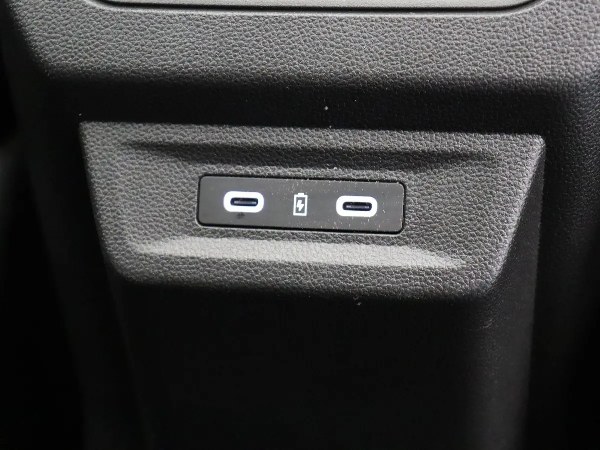 Full hybrid 200pk Esprit Alpine | Harman Kardon | Solarbay Panorama dak | Head Up Display | 360 Camera |