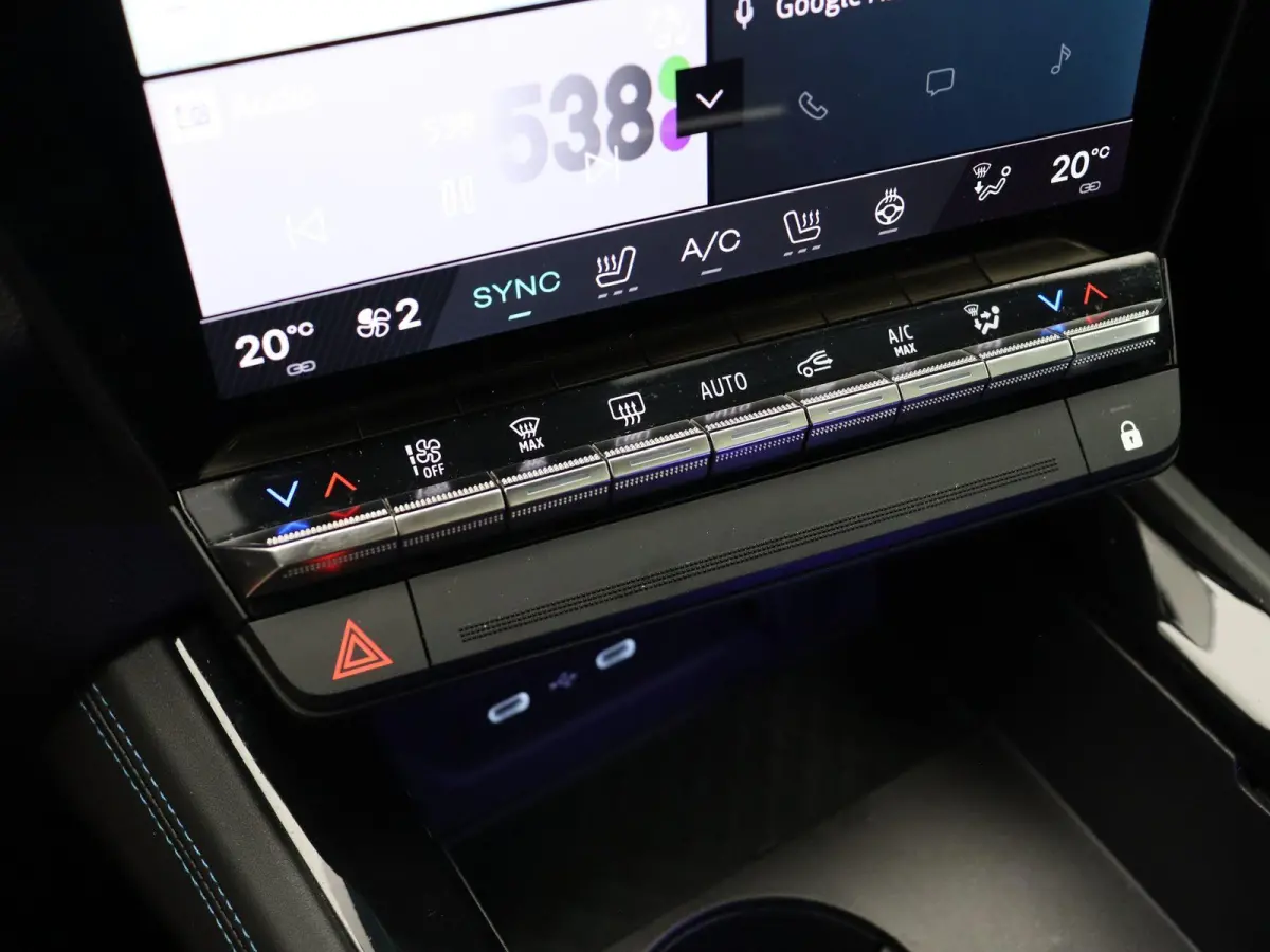 Full hybrid 200pk Esprit Alpine | Harman Kardon | Solarbay Panorama dak | Head Up Display | 360 Camera |