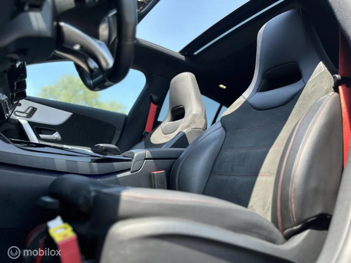 AMG 35 4MATIC Premium Plus|Alarm klasse 5|Pano|Head-up|Burmester