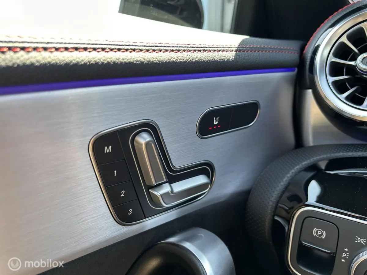 AMG 35 4MATIC Premium Plus|Alarm klasse 5|Pano|Head-up|Burmester