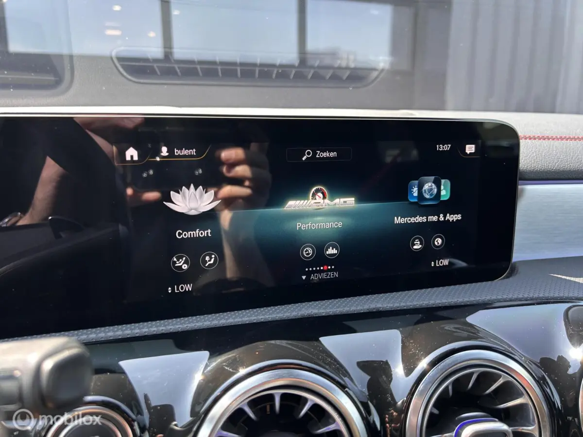 AMG 35 4MATIC Premium Plus|Alarm klasse 5|Pano|Head-up|Burmester