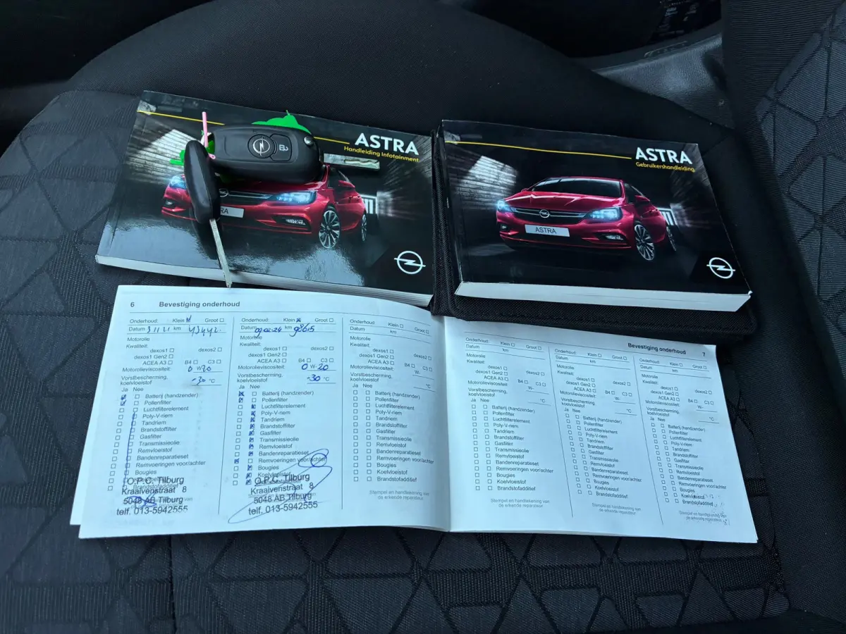 1.0 Turbo 120 Jaar Edition | Navi + Clima + Cruise nu €6.975,-!!