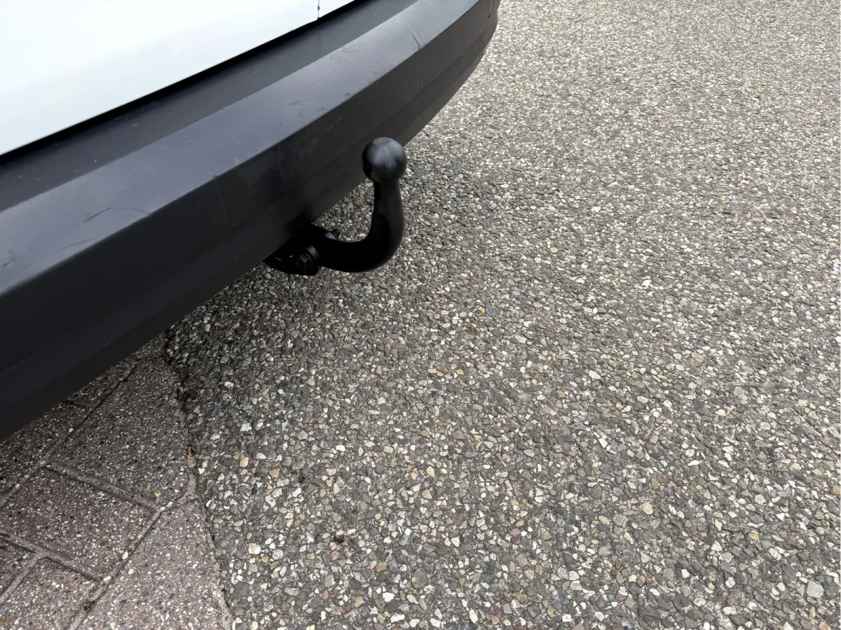 2.0 TDI 102pk Automaat Airco, Trekhaak, Cruise Controll