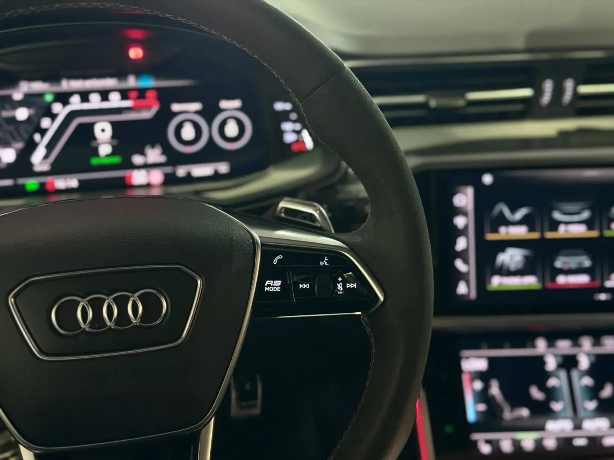 RS 6 TFSI quattro |Dyn+|Pano|Ceramic|360|B&O|