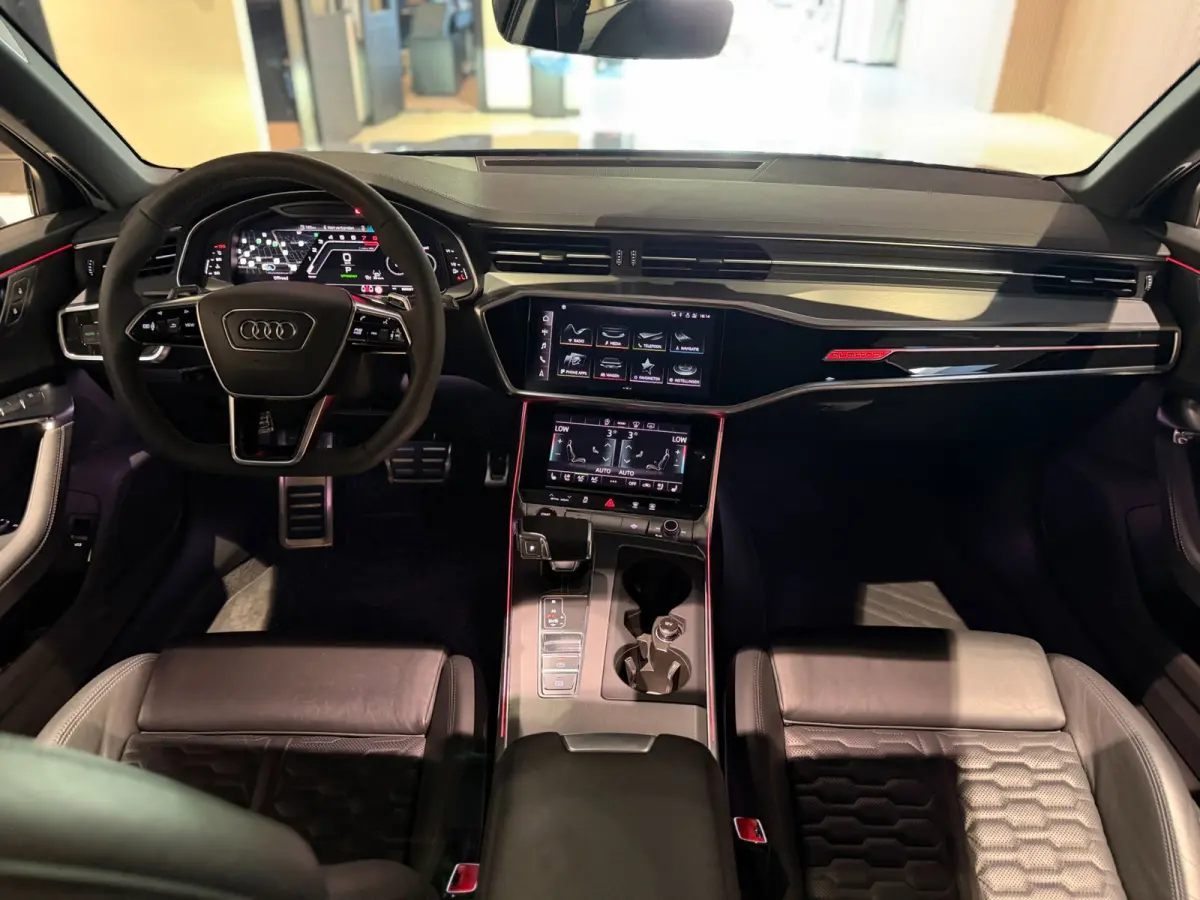 RS 6 TFSI quattro |Dyn+|Pano|Ceramic|360|B&O|