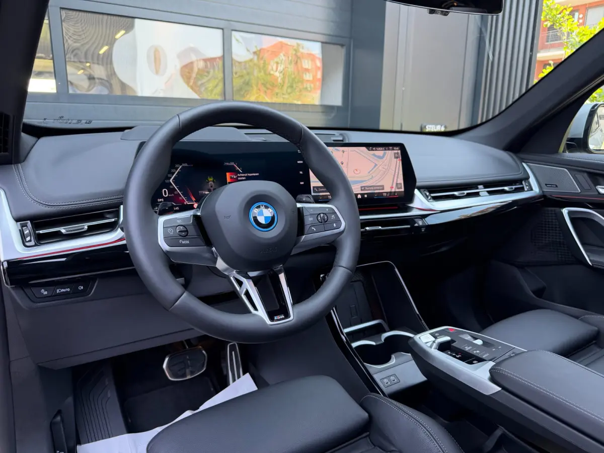 XDrive30e M Sport Pro Individual | PANO | TREKHAAK | ACC | 360 CAMERA | HARMAN KARDON | MEMORY