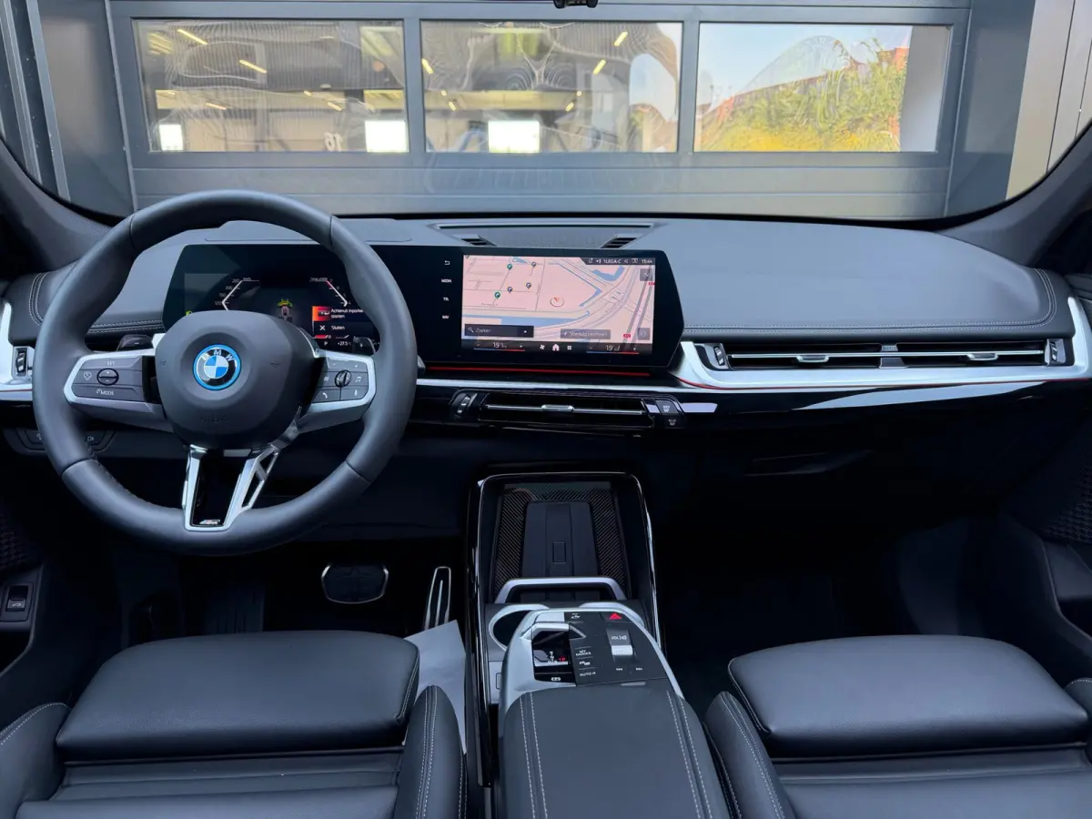 XDrive30e M Sport Pro Individual | PANO | TREKHAAK | ACC | 360 CAMERA | HARMAN KARDON | MEMORY