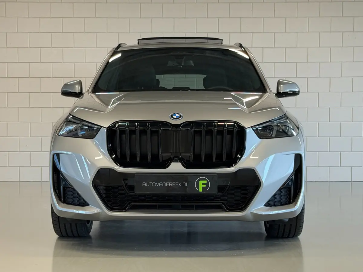 XDrive30e M Sport Pro Individual | PANO | TREKHAAK | ACC | 360 CAMERA | HARMAN KARDON | MEMORY