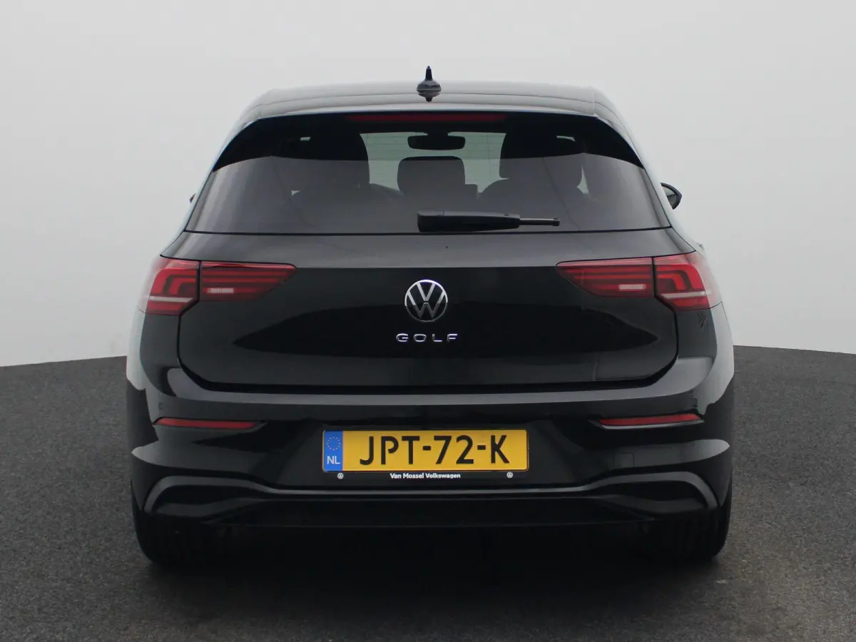 1.5 TSI Life Edition 116 PK| Origineel Nederlands | 1e Eigenaar | Stoelverwarming | Stuurwielverwarming | Achteruitrijcamera | Parkeersensoren | Digitale Cockpit Pro | Sfeerverlichting