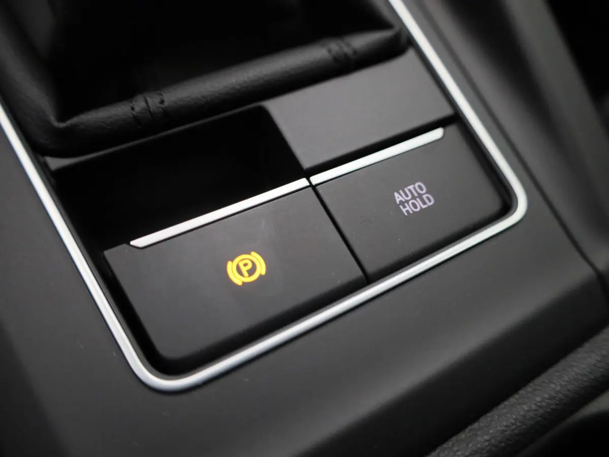 1.5 TSI Life Edition 116 PK| Origineel Nederlands | 1e Eigenaar | Stoelverwarming | Stuurwielverwarming | Achteruitrijcamera | Parkeersensoren | Digitale Cockpit Pro | Sfeerverlichting