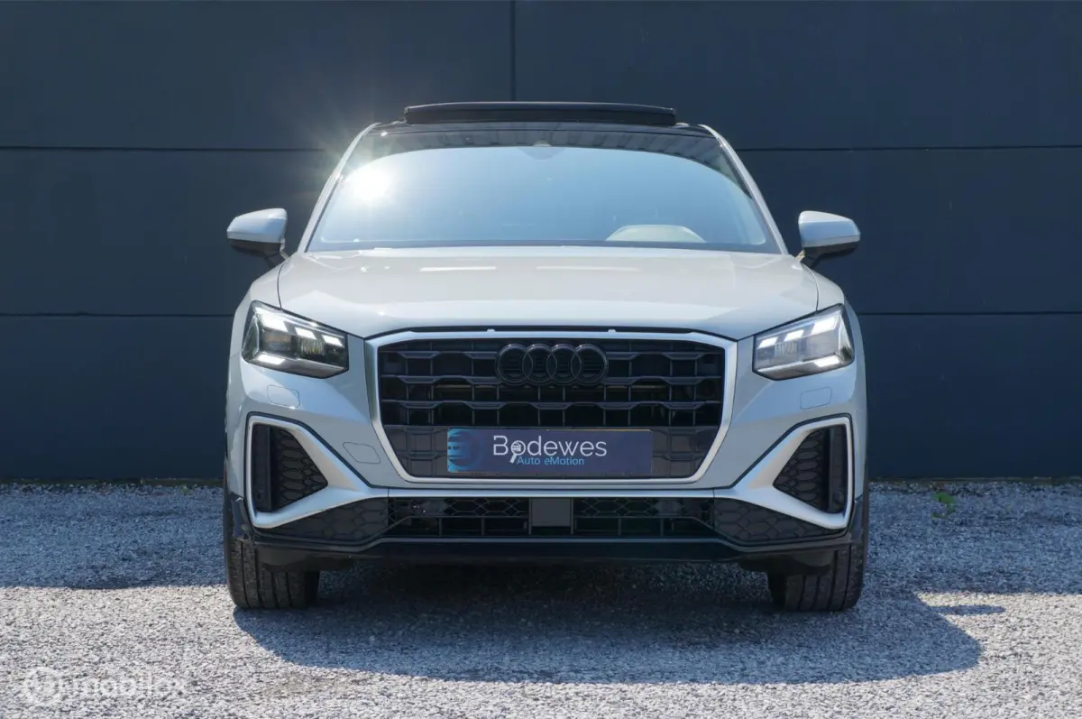 35 TFSI S Tronic S Edition SLine Pano Matrix Cam PDC