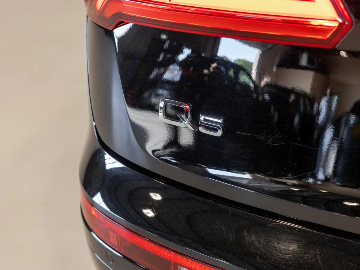 2.0 TFSI quattro Sport S Line Edition / 252pk / Panorama dak / Trekhaak /