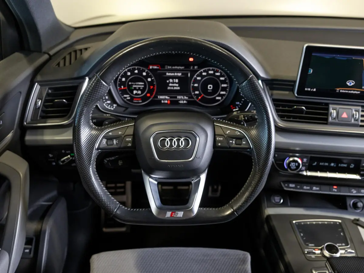 2.0 TFSI quattro Sport S Line Edition / 252pk / Panorama dak / Trekhaak /