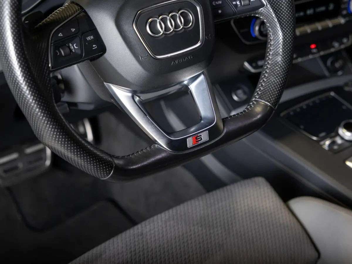 2.0 TFSI quattro Sport S Line Edition / 252pk / Panorama dak / Trekhaak /