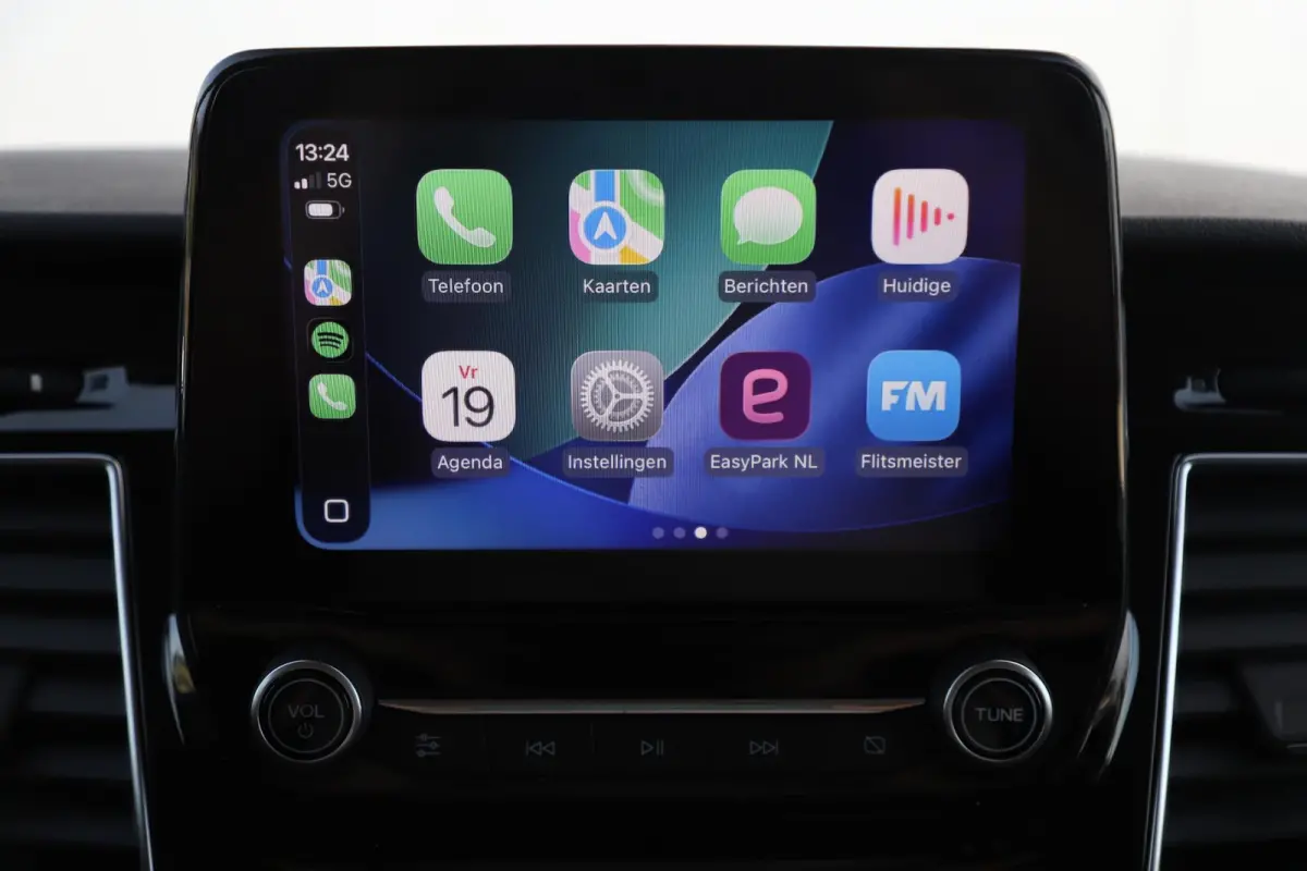 300 2.0 TDCI L2H1 Limited DC 170PK Automaat Trekhaak Sidebars Navigatie Achteruitrijcamera Carplay LED 16 inch LMV Schuifdeur Airco Cruise