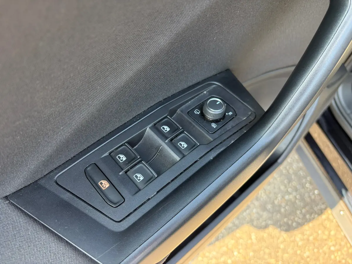 1.5 TSI Sport DSG|Rijklaar prijs|Camera|Dodehoek|Carplay|ACC|Navi|LED|