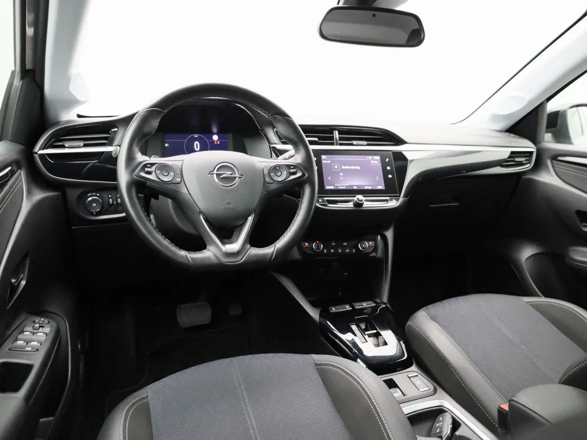 1.2 Elegance | Achteruitrijcamera | Apple Carplay/Android Auto | DAB+ | Cruise Control |