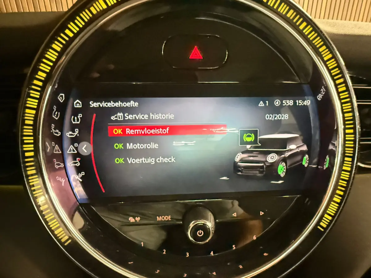 1.5 One Essential - Carplay - Dealer