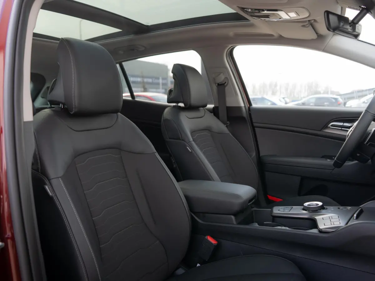 1.6 T-GDi Hybrid DynamicPlusLine | Actieprijs* | OP VOORRAAD| Stoel en Stuurverwarming | Navi. | Schuif-/Kanteldak | Adapt. Cruise. | Achteruitrijcamera | Clima. | Dodehoekassistentie
