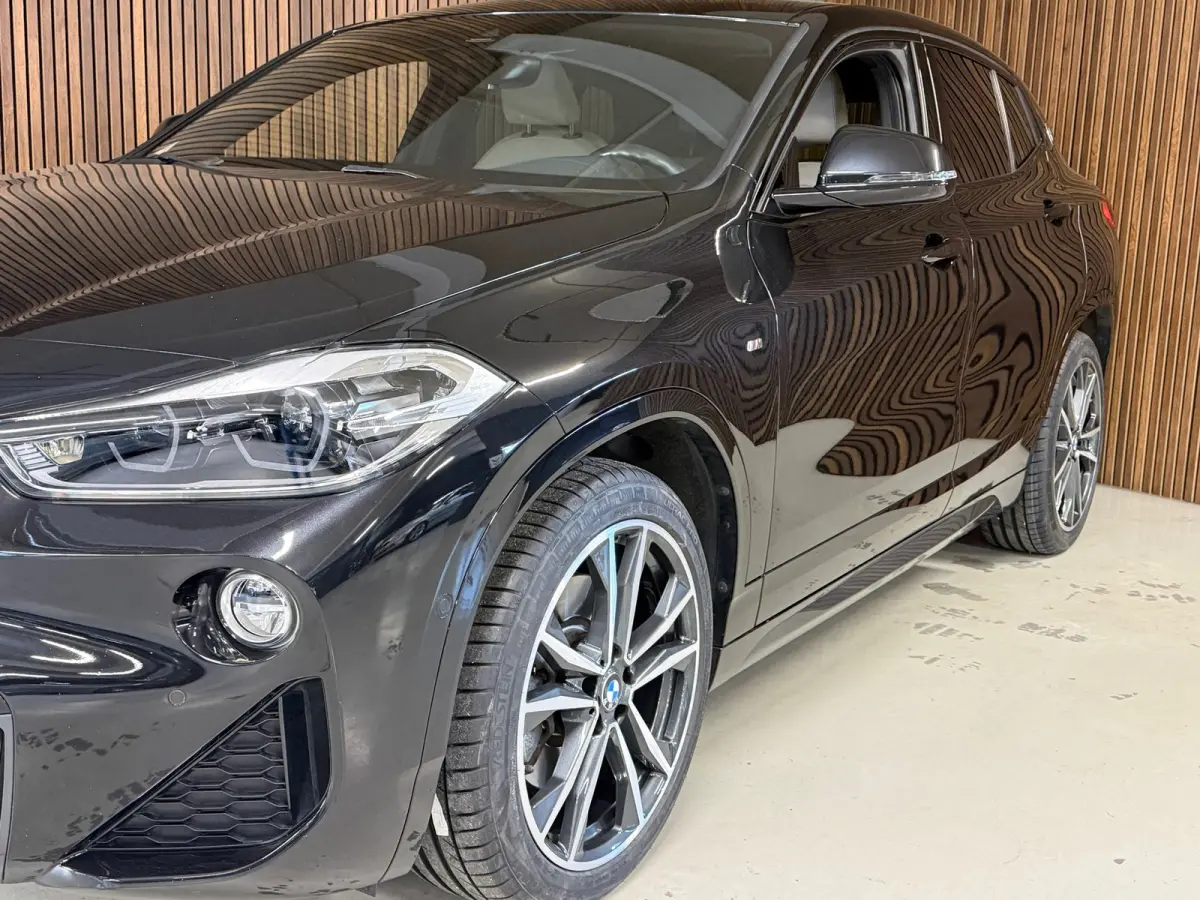 2.0i xDrive - Pano - Carplay -