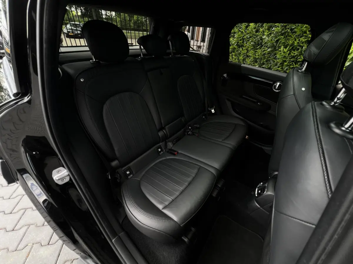 2.0 John Cooper Works ALL4 Chili, MINI YOURS, PANORAMADAK, H/K, HUD, LEDER/ALCANTARA, NAVIGATIE, CAMERA, MEMORY, CRUISE CONTROL, CLIMATE CONTROL, STOELVERWARMING, ELEKTRISCHE STOELEN, TREKHA