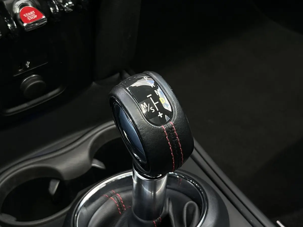 2.0 John Cooper Works ALL4 Chili, MINI YOURS, PANORAMADAK, H/K, HUD, LEDER/ALCANTARA, NAVIGATIE, CAMERA, MEMORY, CRUISE CONTROL, CLIMATE CONTROL, STOELVERWARMING, ELEKTRISCHE STOELEN, TREKHA