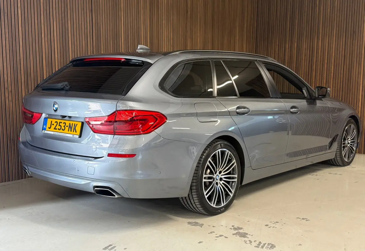 540d xDrive High Executive
