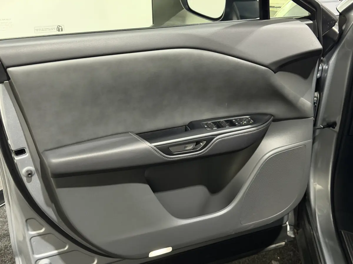 450e Executive Line 71 kWh | SOH 97,8 % | Leder interieur | Stoelen gekoeld & verwarmd | LMV 20"