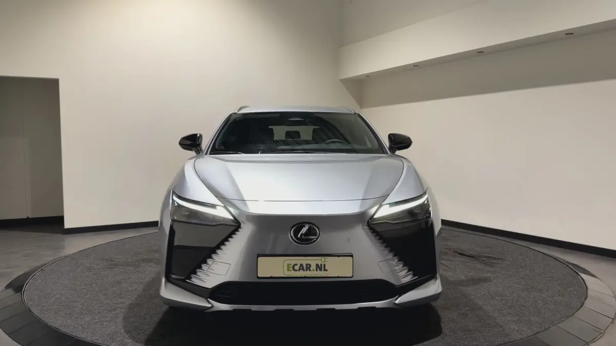 450e Executive Line 71 kWh | SOH 97,8 % | Leder interieur | Stoelen gekoeld & verwarmd | LMV 20"