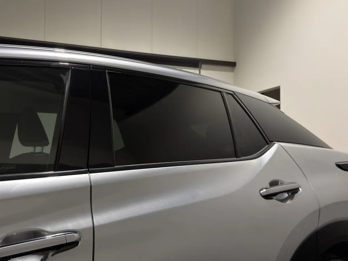 450e Executive Line 71 kWh | SOH 97,8 % | Leder interieur | Stoelen gekoeld & verwarmd | LMV 20"
