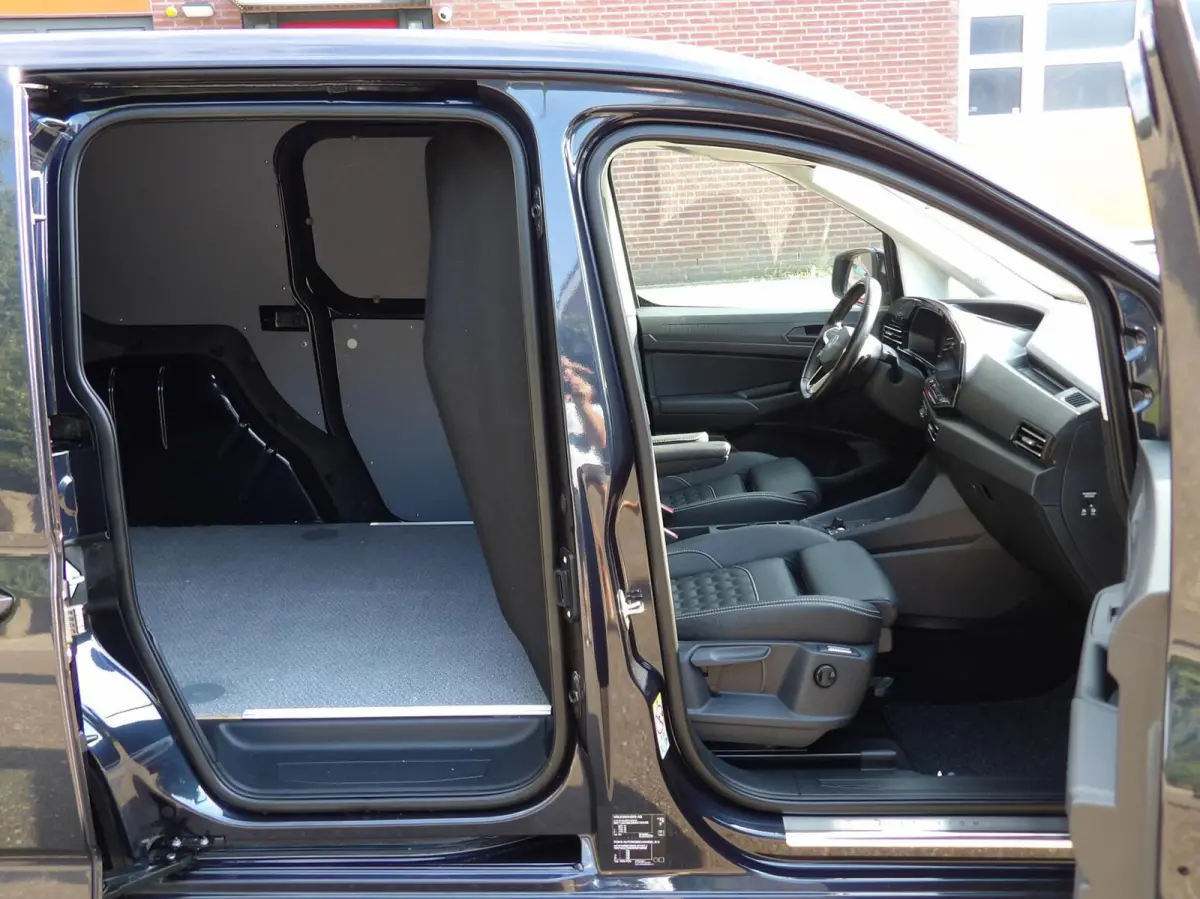 2.0TDi 75 EDITION 2023 AUTOMAAT VOL EXTRA'S 2x SCHUIFDEUR NIEUWSTAAT