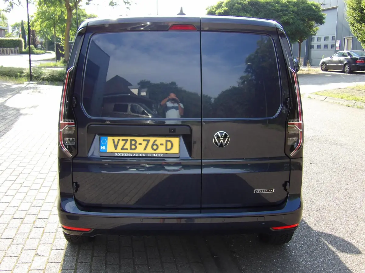 2.0TDi 75 EDITION 2023 AUTOMAAT VOL EXTRA'S 2x SCHUIFDEUR NIEUWSTAAT