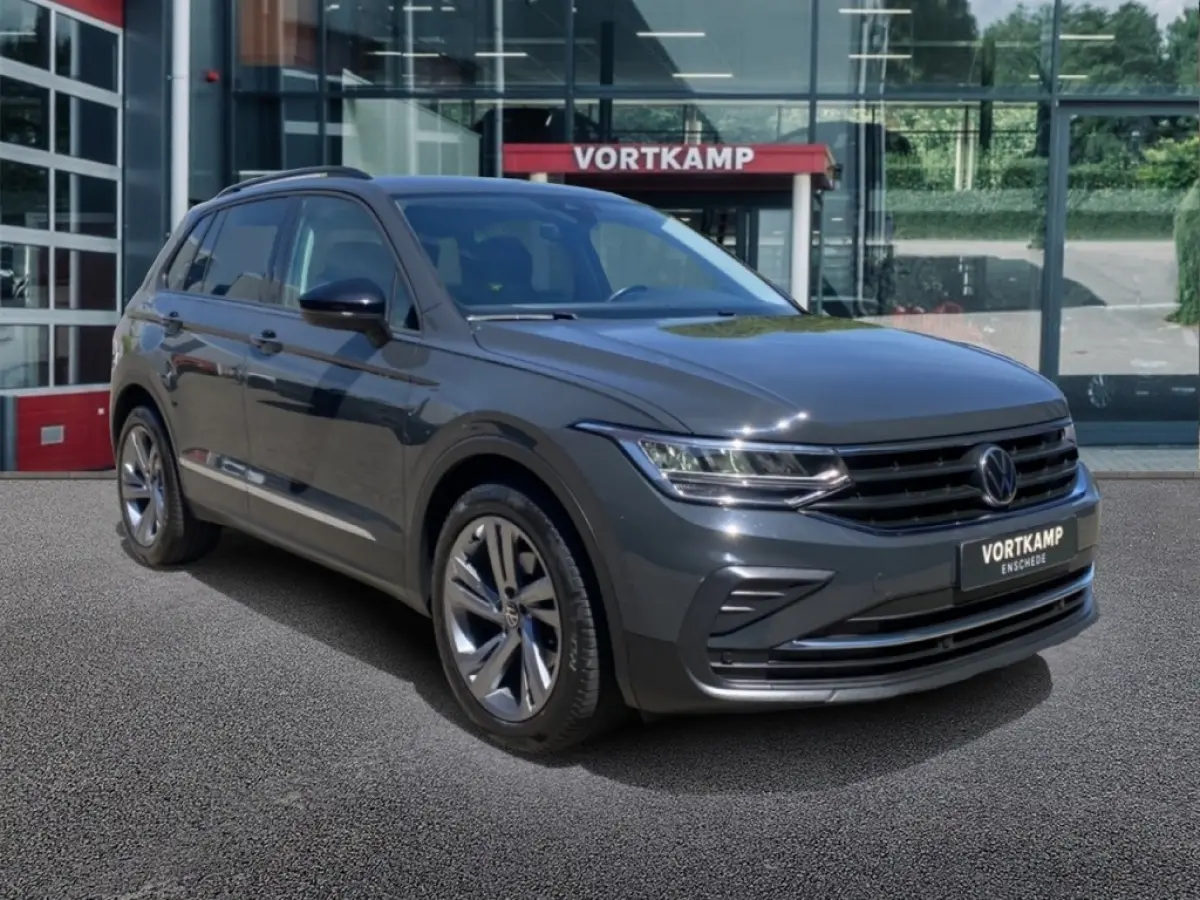 1.5 TSI DSG LIFE BUSINESS TREKHAAK/CAMERA/ACC/STOEL+STUURVERW